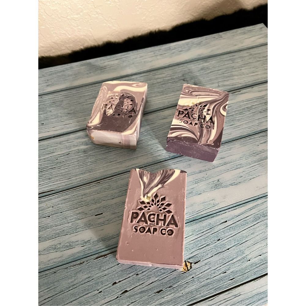 New Pacha set of 3 French lavender soaps